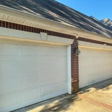 House-Washing-and-Driveway-Cleaning-in-Bentonville-AR 1